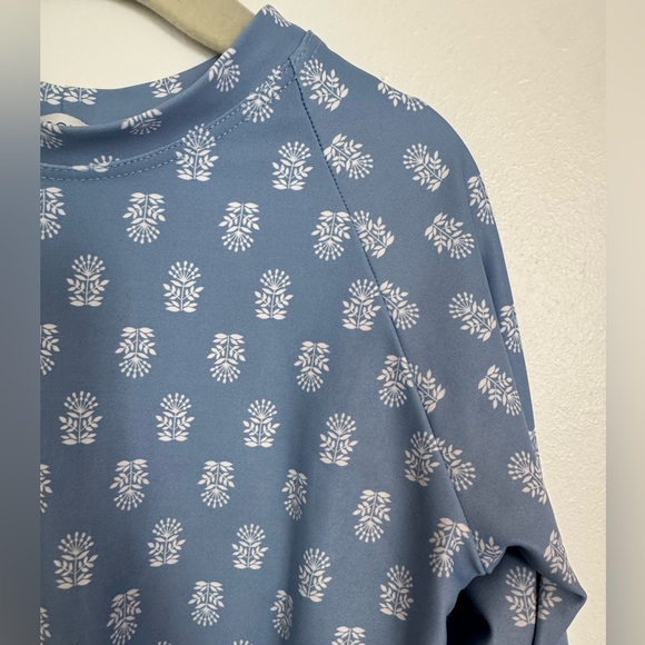 Minnow Swim Rashguard - Picture 2 of 4